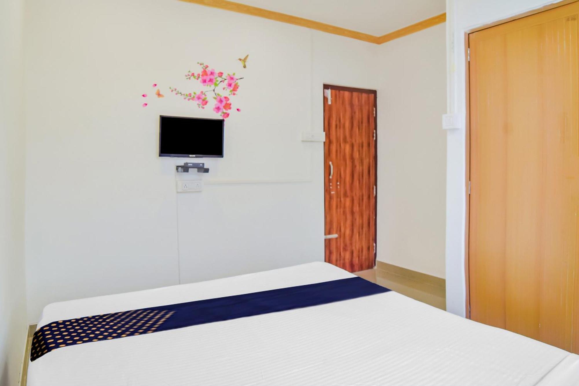 Spot On Nirvaan Guest House Kaharpara Zewnętrze zdjęcie